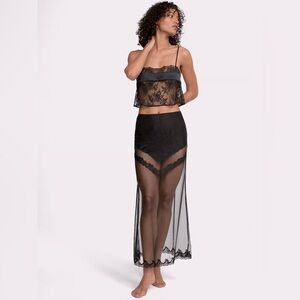 NWT Victoria’s Secret Very Sexy Rose Lace Cami & Skirt Set